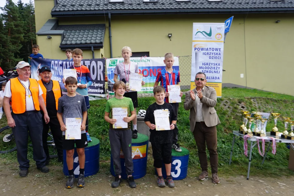  Kolarska rywalizacja szkół w Zalesiu - zdjęcie 6