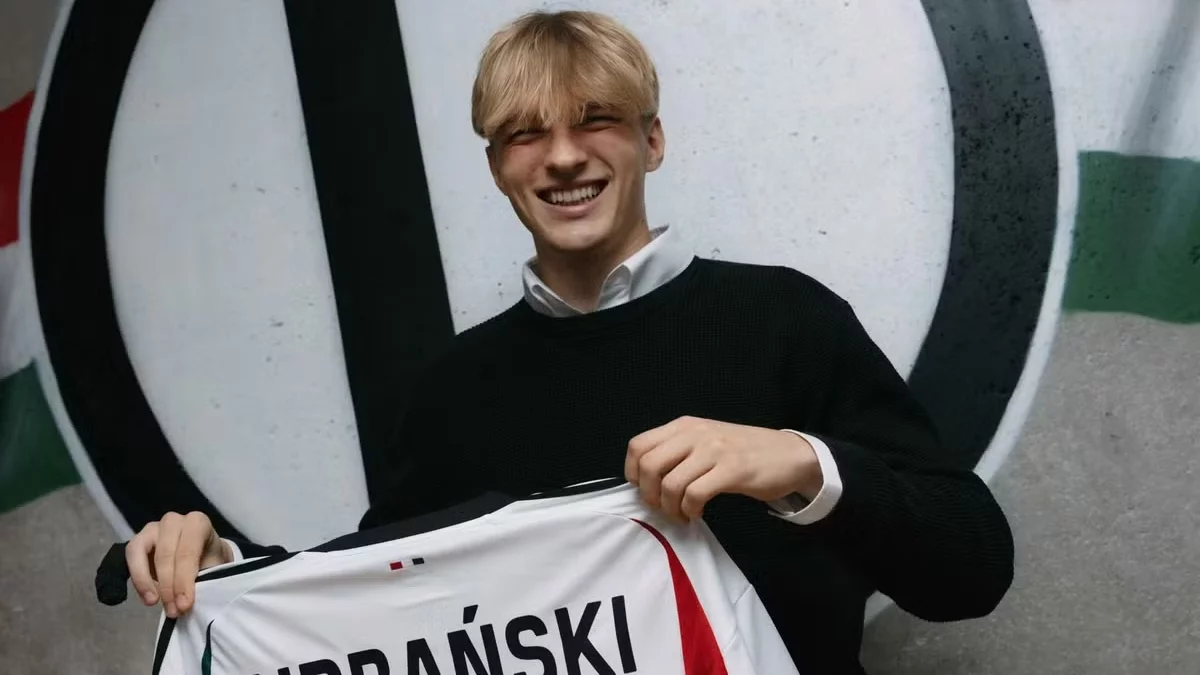 Wychowanek Harnasia buduje silną pozycję w Ekstraklasie/Fot. archiwum legia.com (Mateusz Kostrzewa)