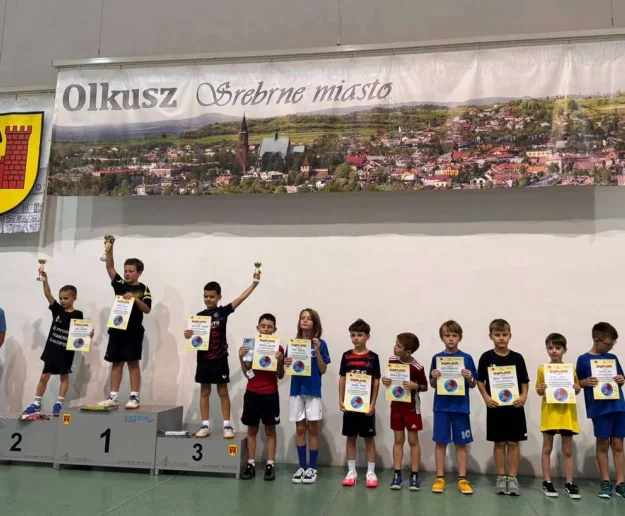 Udany start zawodników UKS Płomień Limanowa w Wojewódzkim Turnieju Klasyfikacyjnym - Zdjęcie główne