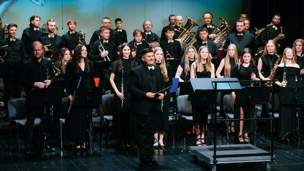 Parafialna Orkiestra Dęta z Laskowej podczas Koncertu Laureatów 48. Festiwalu Echo Trombity w Nowym Sączu