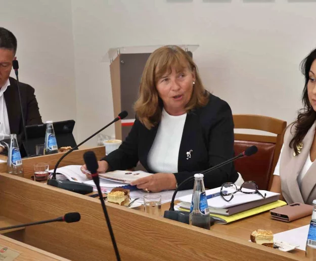Jest wniosek o referendum ws. odwołania burmistrz Juszkiewicz i całej Rady Miasta - zdjęcie główne