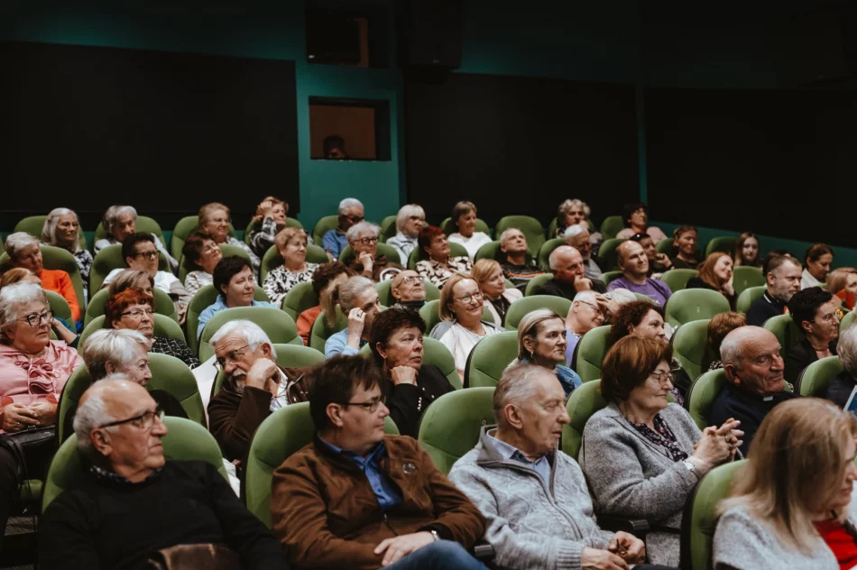 Dwie podróże, jedna opowieść – spotkanie autorskie z Haliną Matras - zdjęcie 5