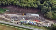 Betonowe konstrukcje zabezpieczą tory  - zdjęcie 2