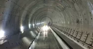 Prace pod ziemią: łączą tunele i budują chodniki - zdjęcie 5
