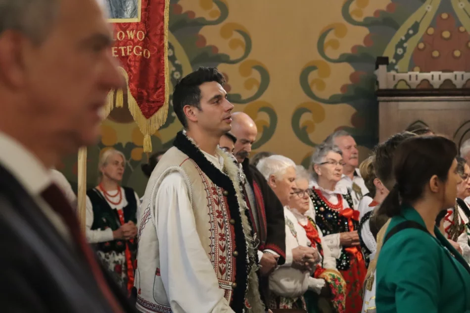Abp Jędraszewski: "to nie jest małżeństwo". Ostre słowa na Limanowszczyźnie (ZDJĘCIA, WIDEO) - zdjęcie 33