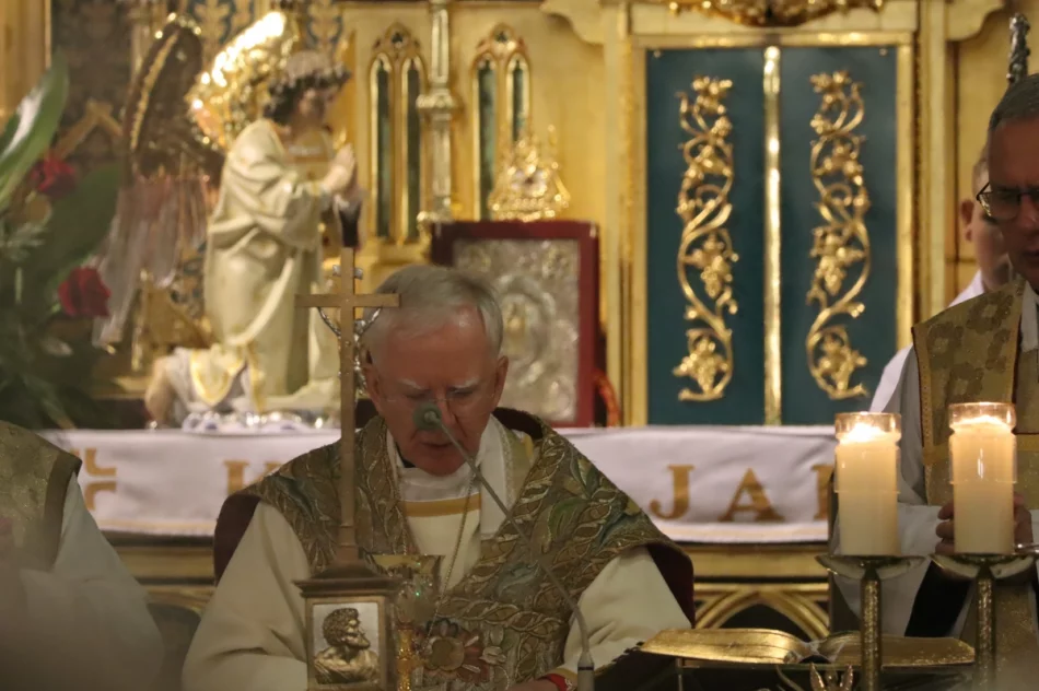 Abp Jędraszewski: "to nie jest małżeństwo". Ostre słowa na Limanowszczyźnie (ZDJĘCIA, WIDEO) - zdjęcie 36