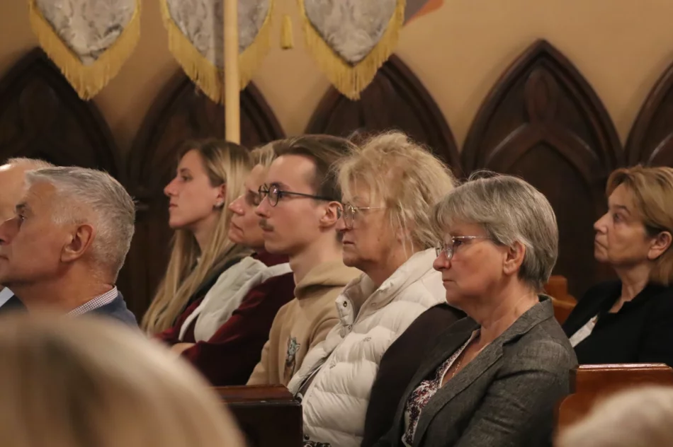 Abp Jędraszewski: "to nie jest małżeństwo". Ostre słowa na Limanowszczyźnie (ZDJĘCIA, WIDEO) - zdjęcie 37