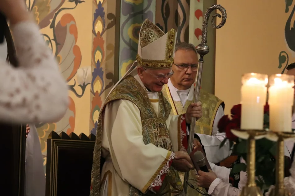 Abp Jędraszewski: "to nie jest małżeństwo". Ostre słowa na Limanowszczyźnie (ZDJĘCIA, WIDEO) - zdjęcie 42