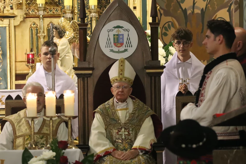 Abp Jędraszewski: "to nie jest małżeństwo". Ostre słowa na Limanowszczyźnie (ZDJĘCIA, WIDEO) - zdjęcie 61