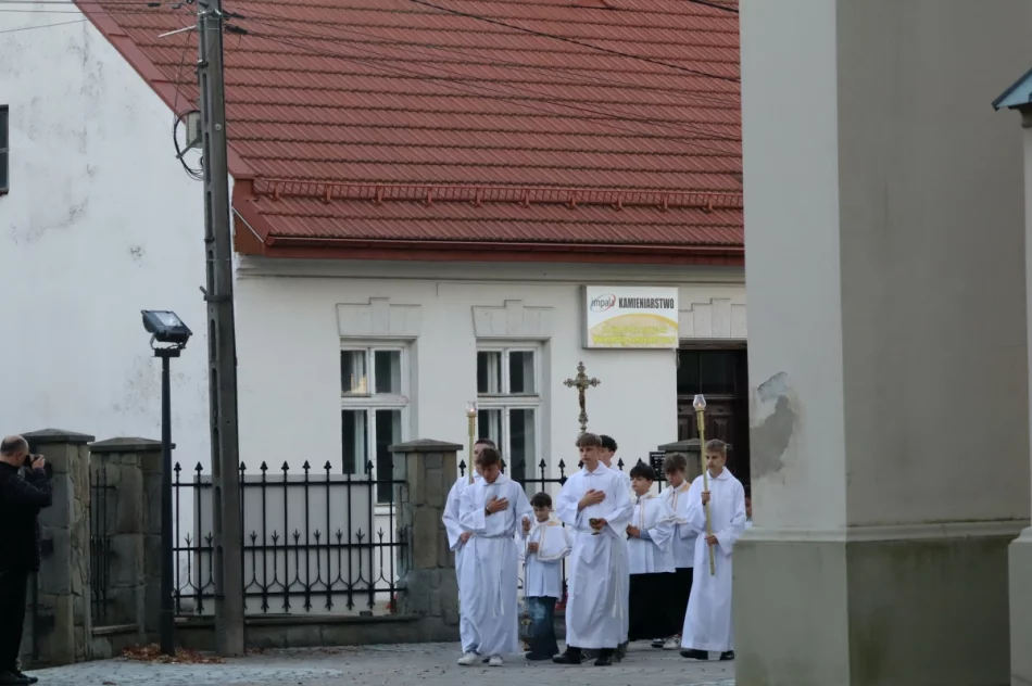 Abp Jędraszewski: "to nie jest małżeństwo". Ostre słowa na Limanowszczyźnie (ZDJĘCIA, WIDEO) - zdjęcie 94