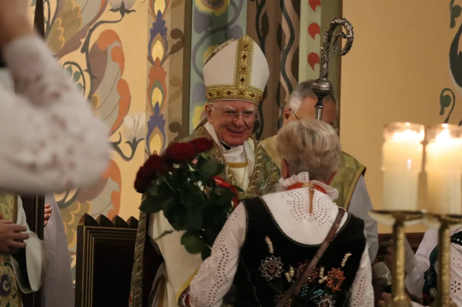 Abp Jędraszewski: "to nie jest małżeństwo". Ostre słowa na Limanowszczyźnie (ZDJĘCIA, WIDEO) - zdjęcie 101