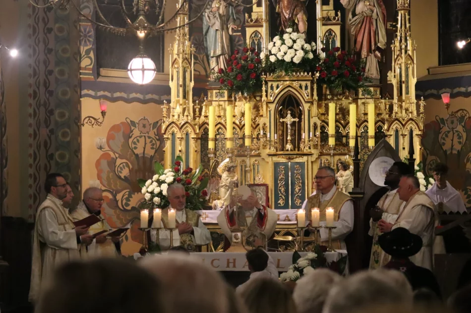 Abp Jędraszewski: "to nie jest małżeństwo". Ostre słowa na Limanowszczyźnie (ZDJĘCIA, WIDEO) - zdjęcie 122