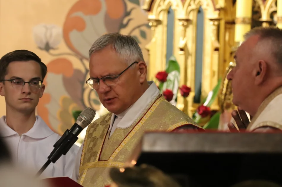 Abp Jędraszewski: "to nie jest małżeństwo". Ostre słowa na Limanowszczyźnie (ZDJĘCIA, WIDEO) - zdjęcie 141