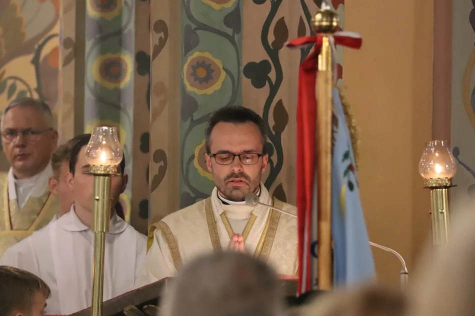Abp Jędraszewski: "to nie jest małżeństwo". Ostre słowa na Limanowszczyźnie (ZDJĘCIA, WIDEO) - zdjęcie 156