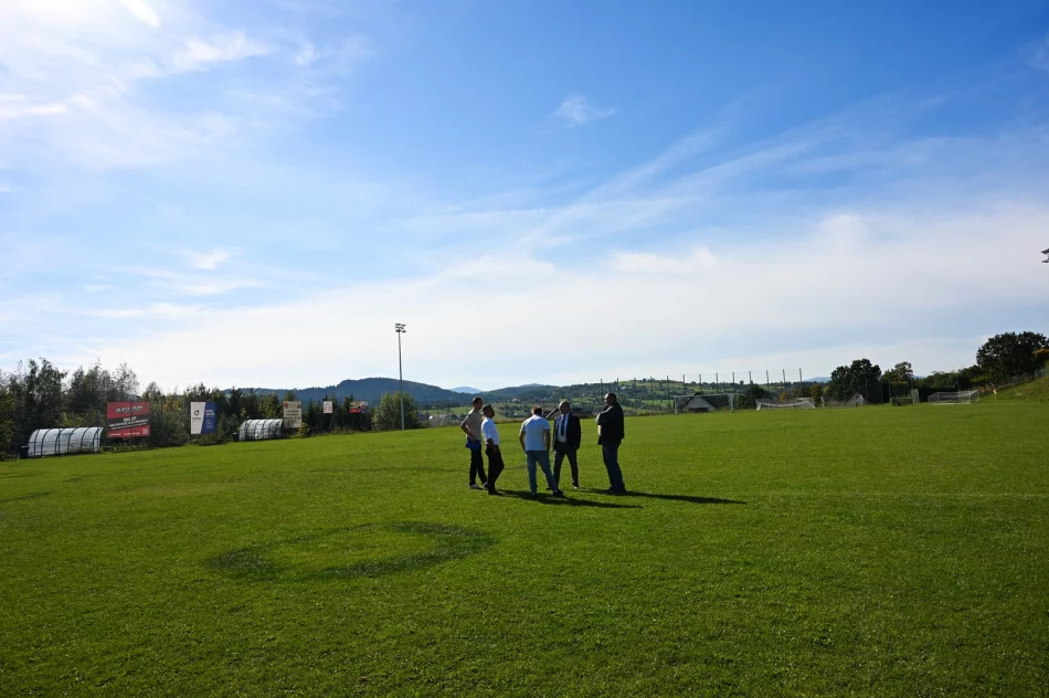 Zmodernizowane oświetlenie stadionu w Pisarzowej - zdjęcie 14
