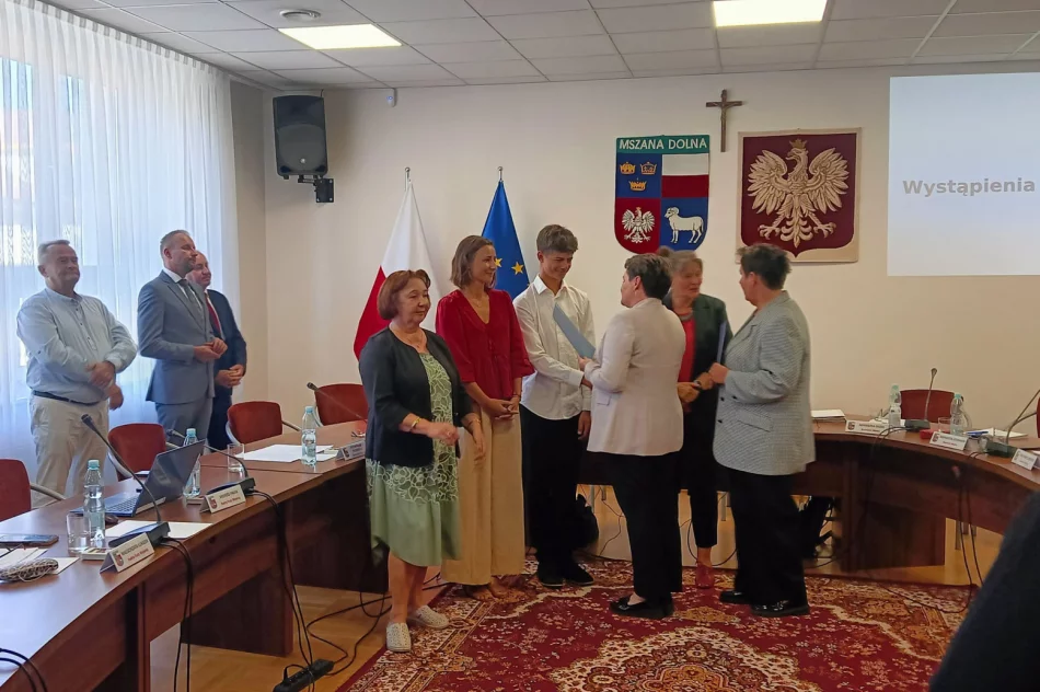 Miasto nagrodziło uczniów - zdjęcie 6