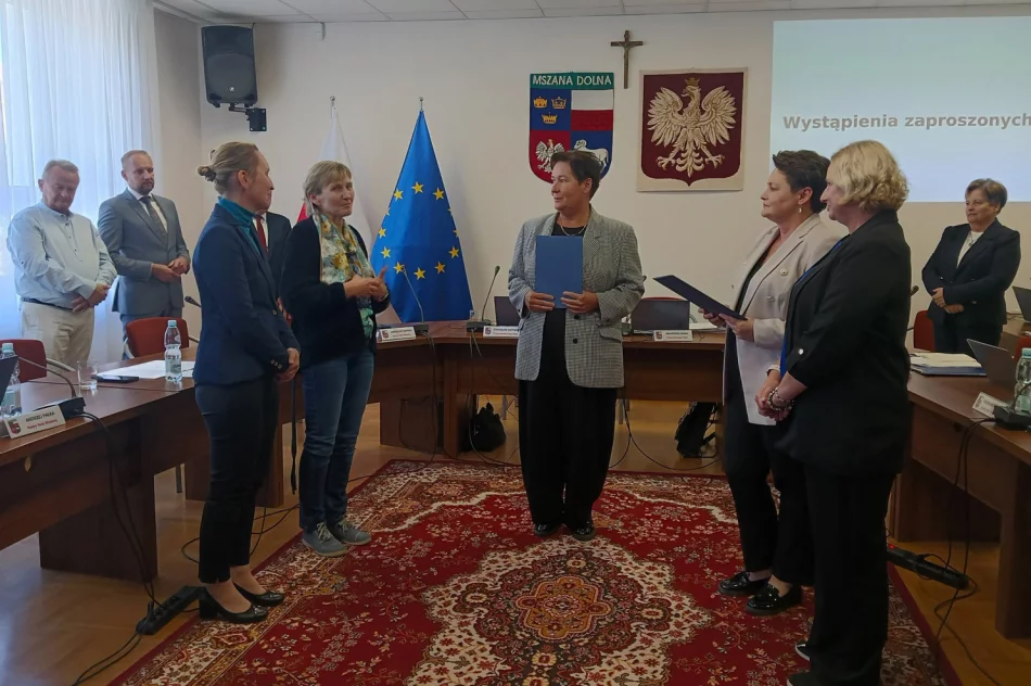 Miasto nagrodziło uczniów - zdjęcie 16