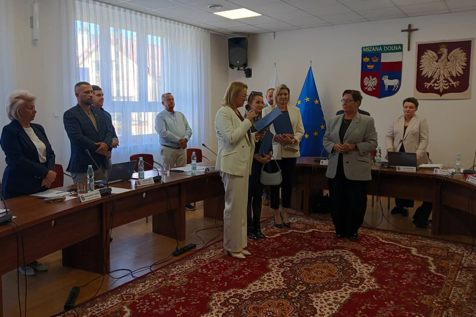 Miasto nagrodziło uczniów - zdjęcie 17