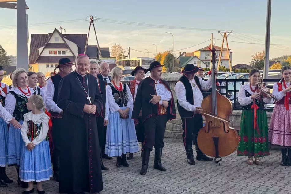 Kapela Ludowa „Głos Beskidu” świętowała jubileusz 5-lecia działalności - zdjęcie 2