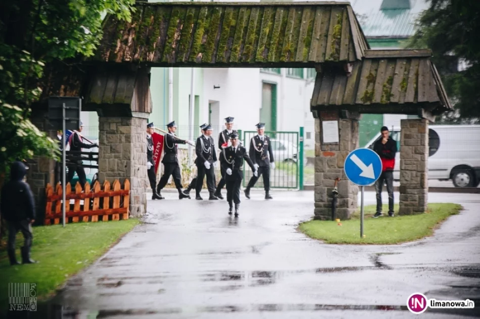 Przekazanie samochodu gaśniczego dla OSP Dobra - zdjęcie 3