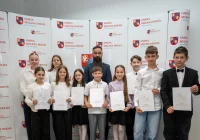 91 powodów do dumy. Wójt Gminy Mszana Dolna wręczył stypendia najzdolniejszym uczniom - zdjęcie główne