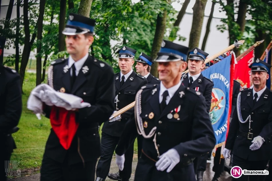 Przekazanie samochodu gaśniczego dla OSP Dobra - zdjęcie 7