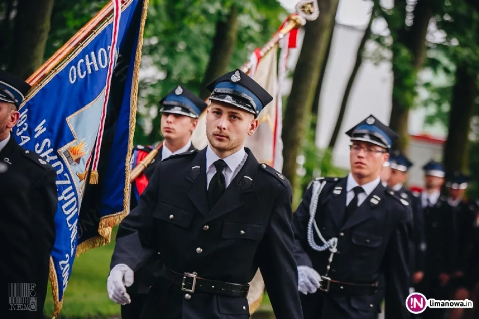 Przekazanie samochodu gaśniczego dla OSP Dobra - zdjęcie 10