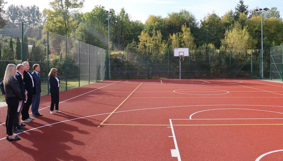 Zakończono modernizację kompleksu sportowego „Orlik” przy ul. Zygmunta Augusta - zdjęcie 1