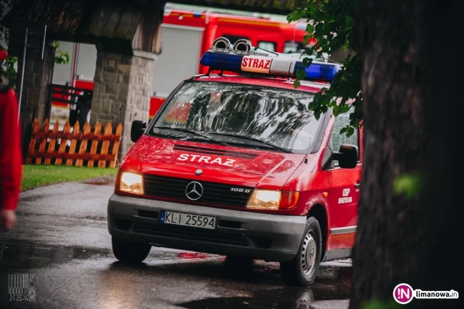 Przekazanie samochodu gaśniczego dla OSP Dobra - zdjęcie 14
