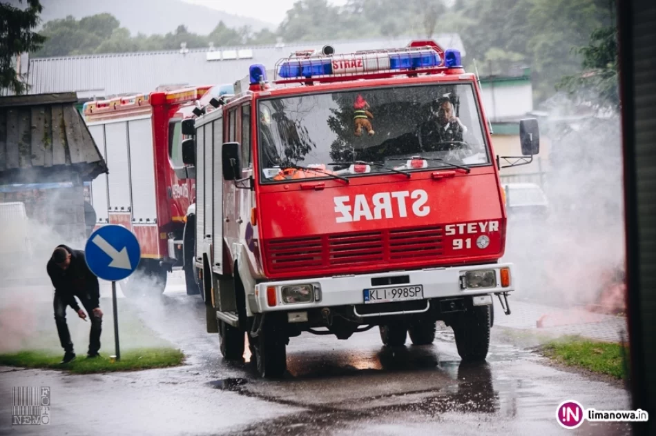 Przekazanie samochodu gaśniczego dla OSP Dobra - zdjęcie 17