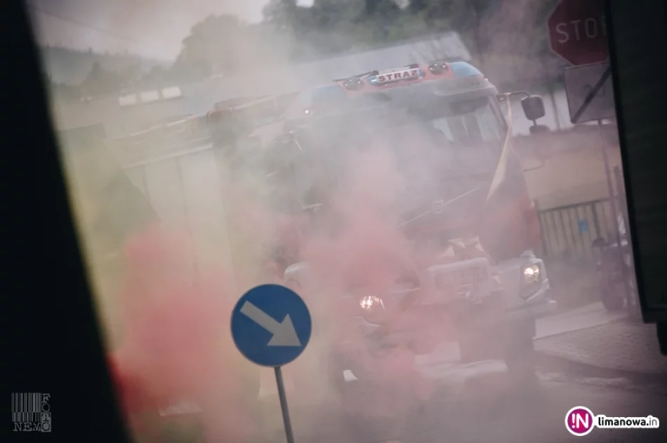 Przekazanie samochodu gaśniczego dla OSP Dobra - zdjęcie 18