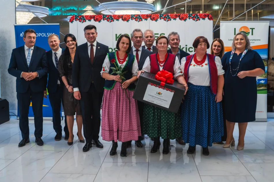 Spotkały się gospodynie z całego powiatu (ZDJĘCIA) - zdjęcie 15