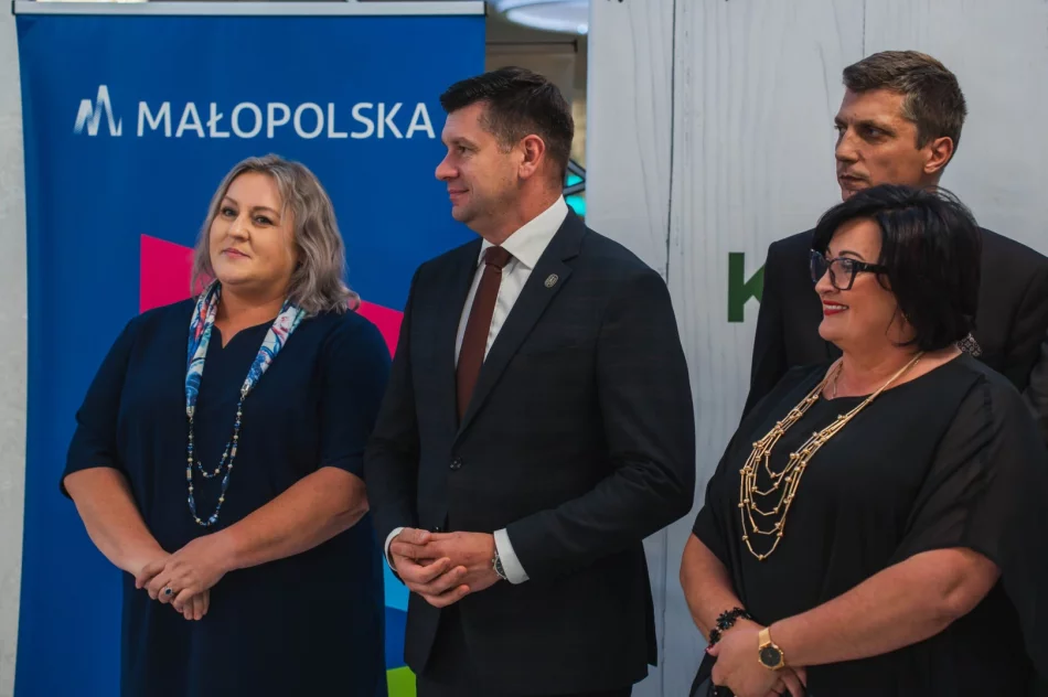Spotkały się gospodynie z całego powiatu (ZDJĘCIA) - zdjęcie 16