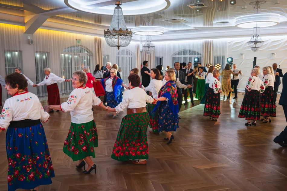 Spotkały się gospodynie z całego powiatu (ZDJĘCIA) - zdjęcie 17