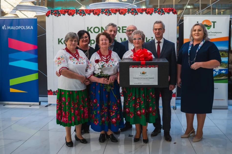 Spotkały się gospodynie z całego powiatu (ZDJĘCIA) - zdjęcie 27