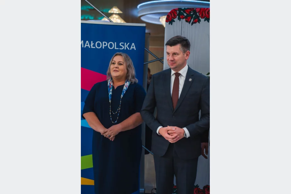 Spotkały się gospodynie z całego powiatu (ZDJĘCIA) - zdjęcie 34