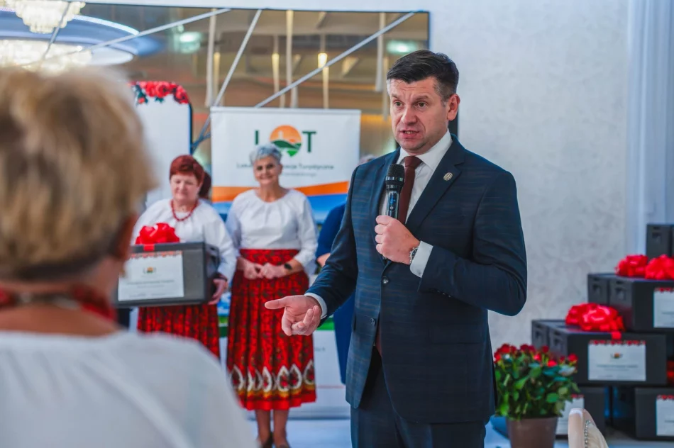 Spotkały się gospodynie z całego powiatu (ZDJĘCIA) - zdjęcie 39