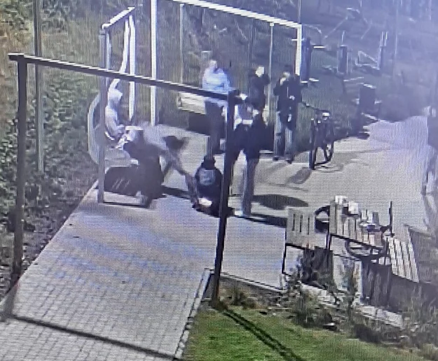 Urząd stawia młodzieży ultimatum  - zdjęcie główne