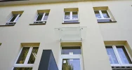 Platforma przed wejściem do szkoły  - zdjęcie 2