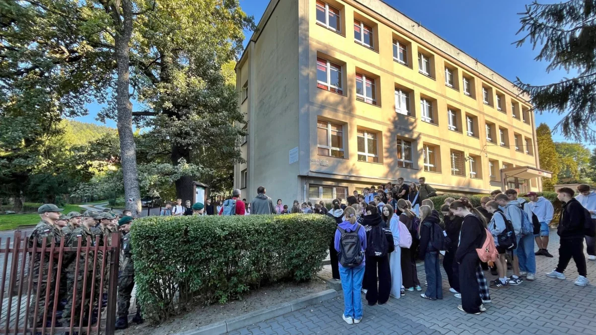 Uczestnicy rajdu górskiego pamięci kpt. Tadeusza Paolone