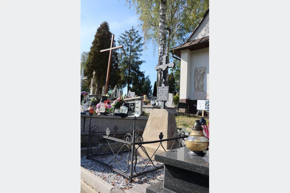 Zakończono renowację zabytkowego nagrobka Stanisława Zawiszy „Czarnego” - zdjęcie 3