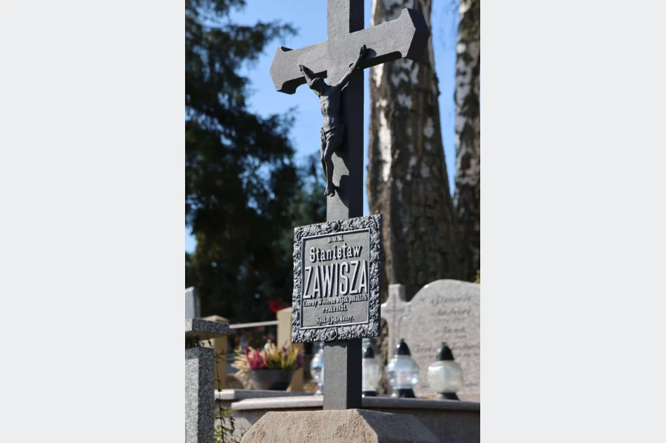 Zakończono renowację zabytkowego nagrobka Stanisława Zawiszy „Czarnego” - zdjęcie 6