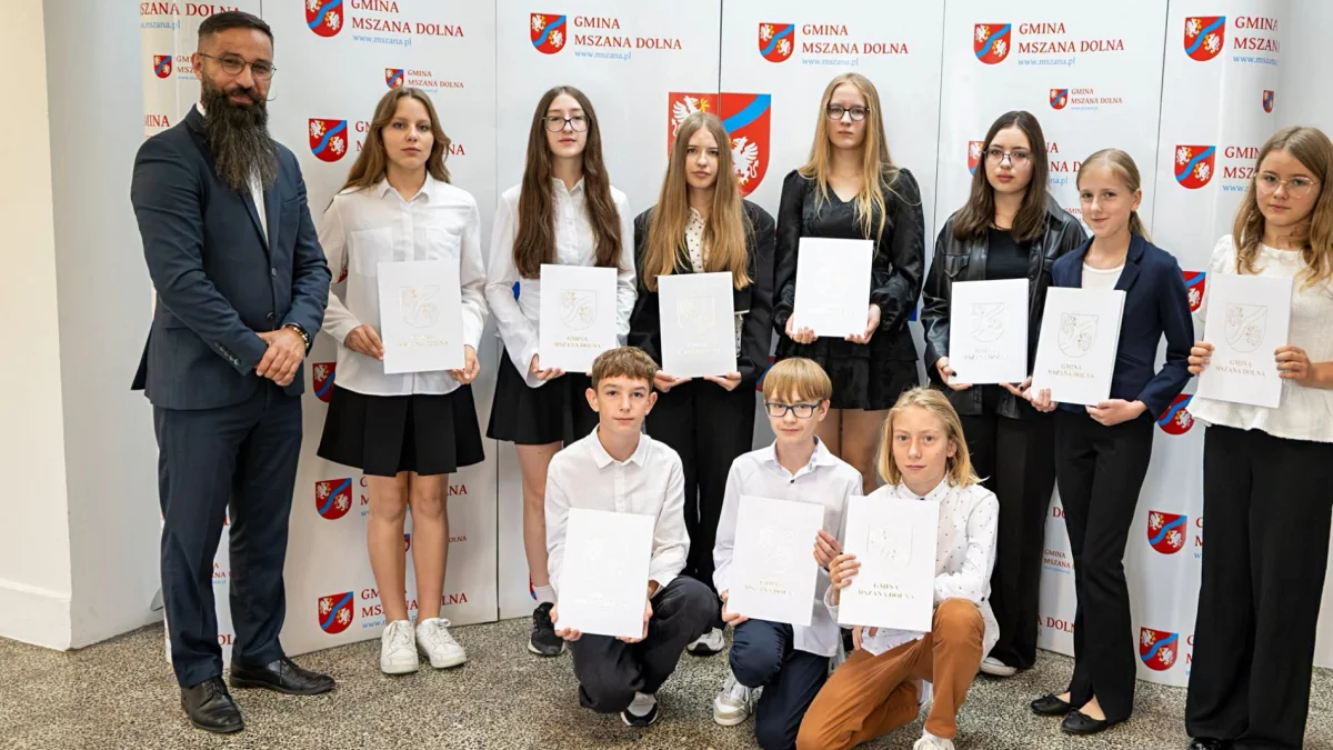 Uroczystość wręczenia Stypendiów Wójta Gminy Mszana Dolna uczniom i ich rodzicom