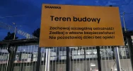 Zobacz stację i przejście pod torami. Windy nie działają, jest ponad 80 schodów (ZDJĘCIA) - zdjęcie 4