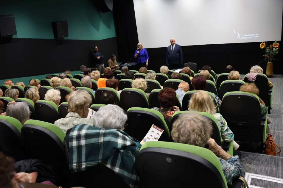 Uroczysta inauguracja roku akademickiego Limanowskiego Uniwersytetu Trzeciego Wieku - zdjęcie 20