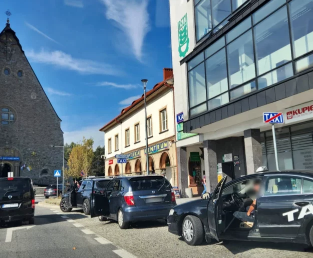 Kurs z przykrą niespodzianką. Turystka zdziwiona rachunkiem  - zdjęcie główne