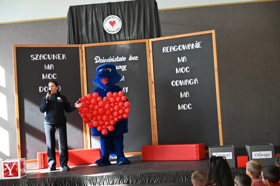 Razem dla bezpiecznego dzieciństwa – wojewódzka inauguracja kampanii „Dzieciństwo bez Przemocy” - zdjęcie 13