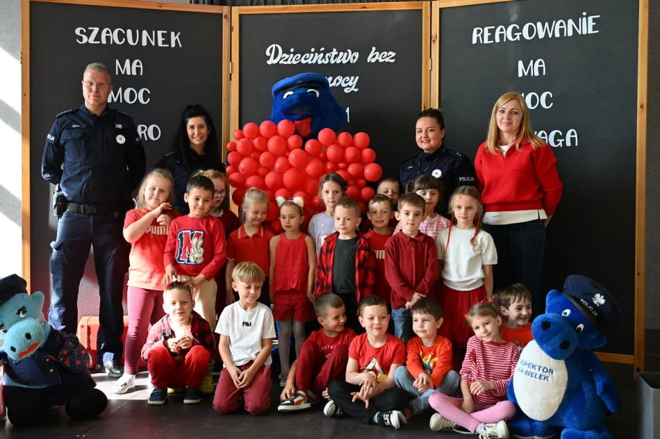 Razem dla bezpiecznego dzieciństwa – wojewódzka inauguracja kampanii „Dzieciństwo bez Przemocy” - zdjęcie 16