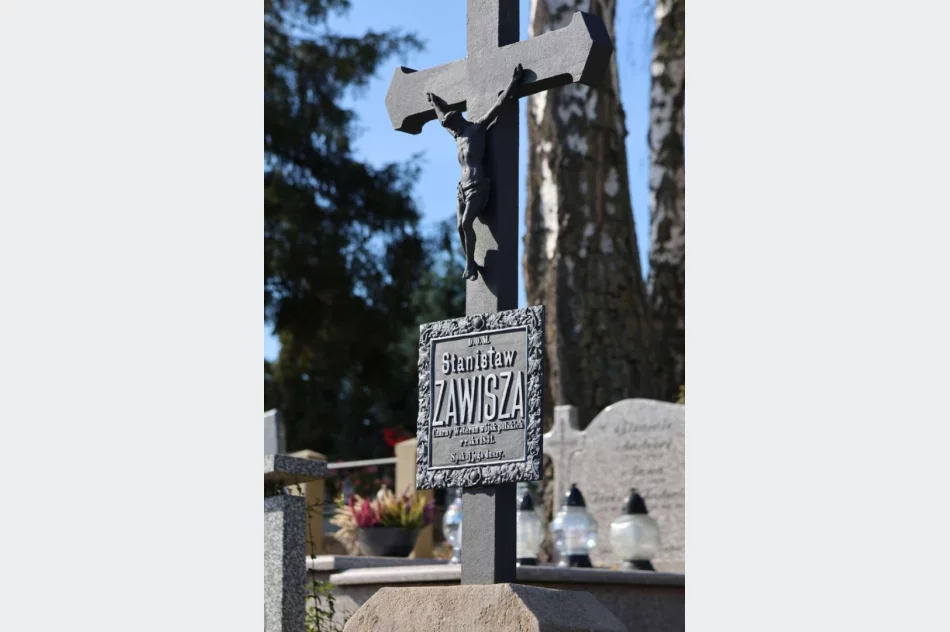 Zabytkowy nagrobek w nowej odsłonie  - zdjęcie 6