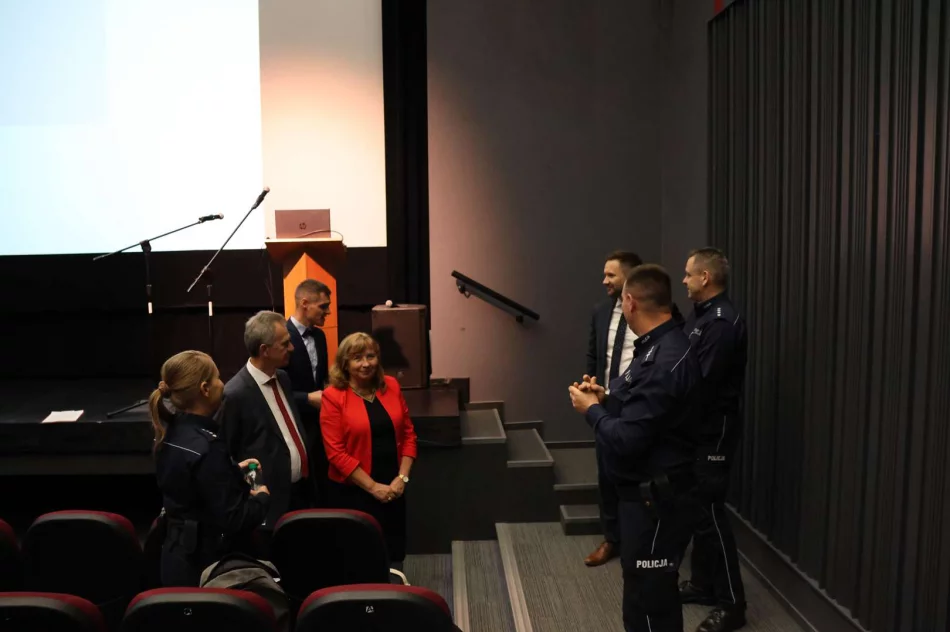 Konferencja „Hejt, Przemoc, Zazdrość – To możesz być Ty!” w Limanowskim Domu Kultury - zdjęcie 2